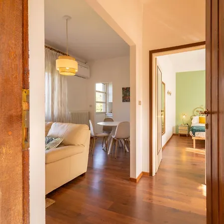 Coral Blue By Wonderful Italy * Bellagio